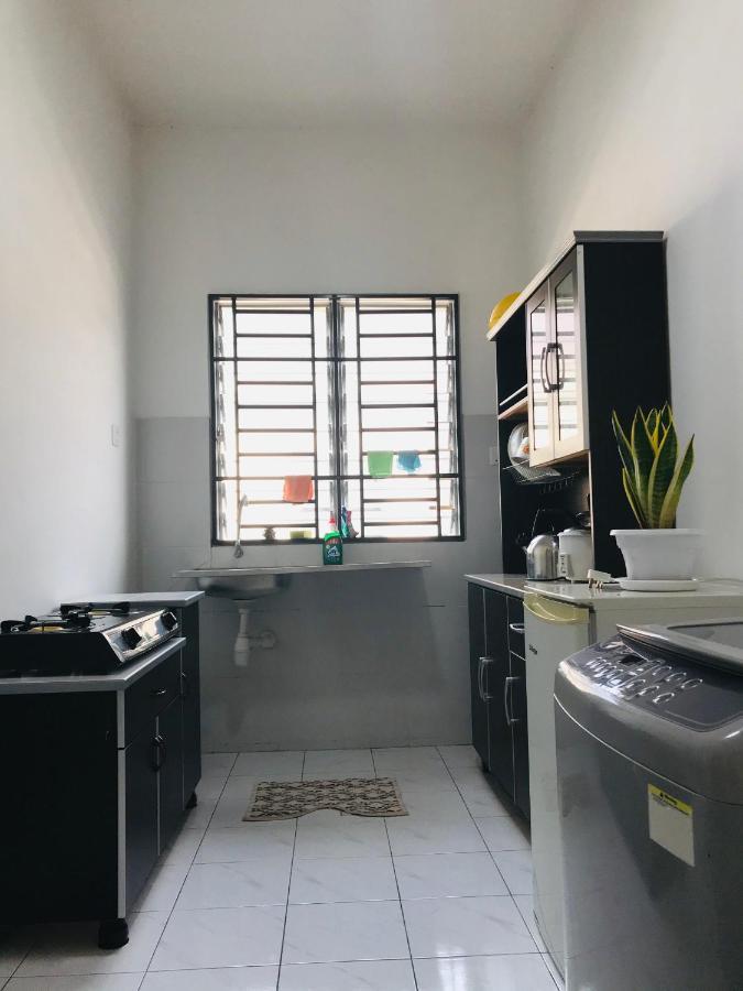 Alyn Home Batu Pahat II Wifi Coway Mohd Noor Extérieur photo