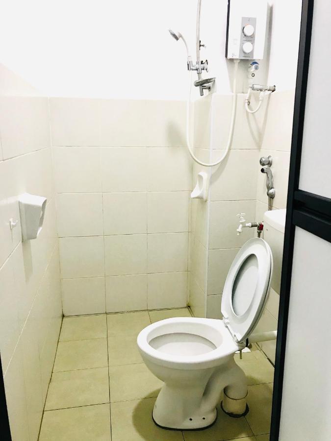 Alyn Home Batu Pahat II Wifi Coway Mohd Noor Extérieur photo